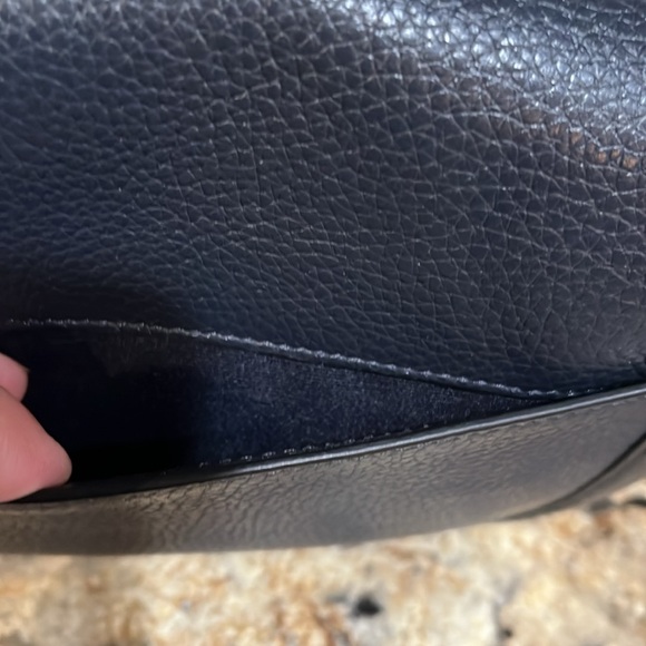 COACH EUC Saddle Leather Horse & Carriage Crossbody Midnight Blue - Picture 6 of 10